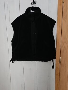 HYFVE Black Sherpa Snap-Front Vest